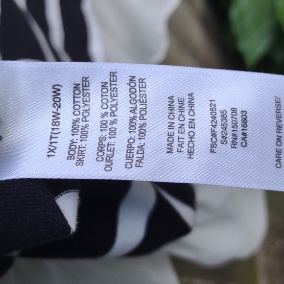 Ladies Tunic with Sheer Flounce Bottom - Picture 9 of 10